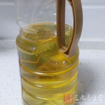 花生,鹽,食用油 花生,鹽,食用油