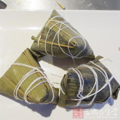 請慢慢享受美味的粽子吧