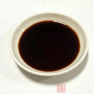 糯米，五花豬肉，鹽，粽葉，繩，醬油，料酒，味精