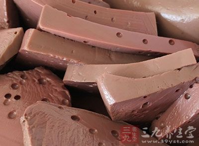 豬血或鴨血150克、殺好的蟮魚2條 豬血或鴨血150克、殺好的蟮魚2條