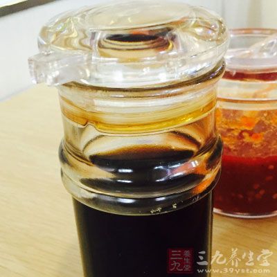 雞翅、蔥、姜、生抽、耗油 雞翅、蔥、姜、生抽、耗油