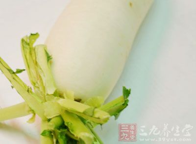 五花肉300克、白蘿卜1個、姜1小塊 五花肉300克、白蘿卜1個、姜1小塊