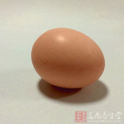 火龍果1個,蝦100克,黃瓜1個,油、鹽、雞精適量 火龍果1個,蝦100克,黃瓜1個,油、鹽、雞精適量