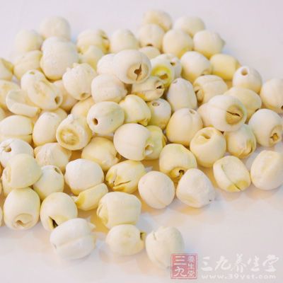 薏米100克,豬小腸500克,干品蓮子100克 薏米100克,豬小腸500克,干品蓮子100克