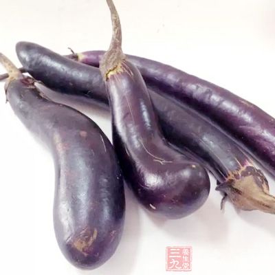 茄子自古就有很好的養生價值, 由其是其醬蒸茄子更成為了一種家常名菜 茄子自古就有很好的養生價值, 由其是其醬蒸茄子更成為了一種家常名菜