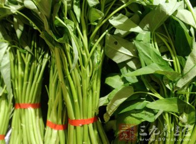 空心菜、肉餡、紅辣椒、大蒜、生姜