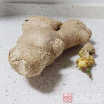 鯉魚750克,食鹽5克,醬油4大匙,醋3大匙,姜1塊,蒜1頭 鯉魚750克,食鹽5克,醬油4大匙,醋3大匙,姜1塊,蒜1頭