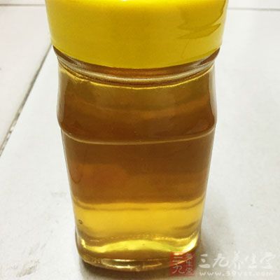 蜂蜜，蛋黃，牛奶