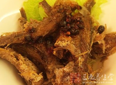 想吃煎黃花魚不一定非要到專門的店面