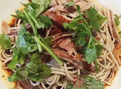 涼面也有很多種口味,但都是因人而異的 涼面也有很多種口味,但都是因人而異的