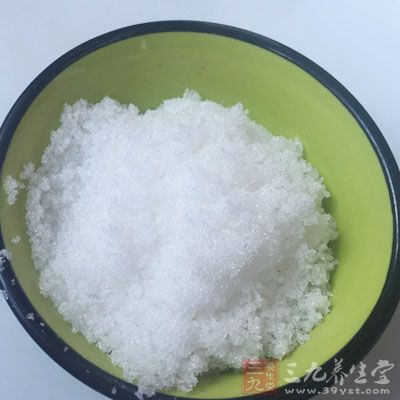 黃瓜10斤，麻椒2個，食鹽1斤，醬油1.5斤，白酒7兩，白糖7兩