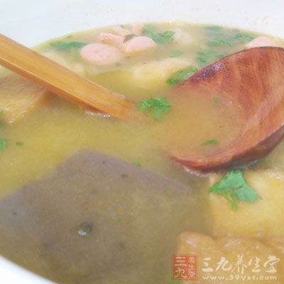 喝湯還能增加飽腹感,減少其它食物攝取 喝湯還能增加飽腹感,減少其它食物攝取