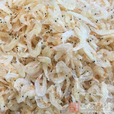 原料：蝦皮5克、小白菜50克