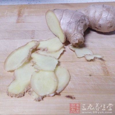 植物油,香蔥,生姜,料酒,食鹽,雞精 植物油,香蔥,生姜,料酒,食鹽,雞精