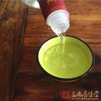 小葫仙要了一壺好酒