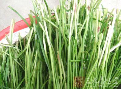 韭菜，黃蚬，蔥姜，料酒，鹽