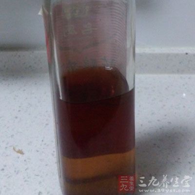 香椿芽、雞蛋、料酒、麻油、鹽
