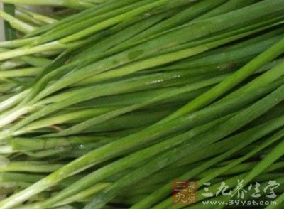 韭菜，蔥花，雞蛋，鹽，白胡椒