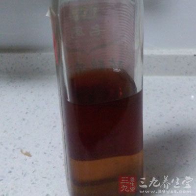 韭菜一把，冷凍蝦仁20個左右，姜，料酒，鹽，雞精