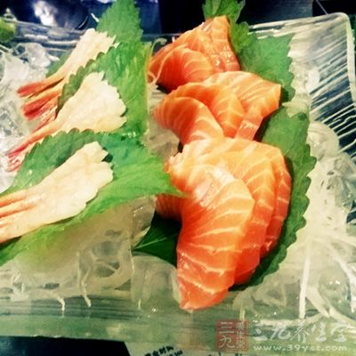 就要通過魚肉的狀態來進行判斷