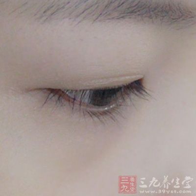透過眼睛可以看出一個人的心靈