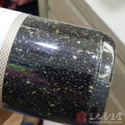 芝麻它的亞麻仁油酸可以去除附在血管內的膽固醇 芝麻它的亞麻仁油酸可以去除附在血管內的膽固醇