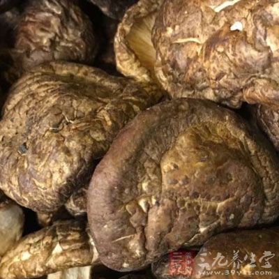 花菇6朵可用香菇、麻辣花生20克