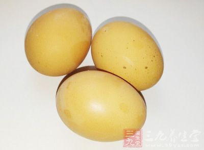 雞蛋3個