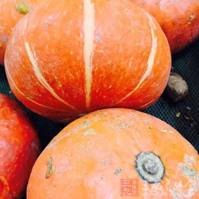 五花肉300克,南瓜半塊,蒸肉米粉 五花肉300克,南瓜半塊,蒸肉米粉