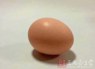 日本豆腐1袋,雞蛋1個,澱粉少量,芹菜葉,蔥花 日本豆腐1袋,雞蛋1個,澱粉少量,芹菜葉,蔥花