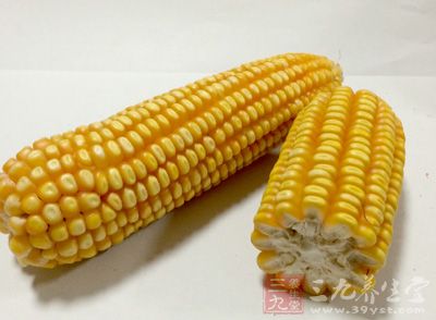 新鮮玉米粒300克,新鮮豌豆50克,新鮮香菇6個 新鮮玉米粒300克,新鮮豌豆50克,新鮮香菇6個