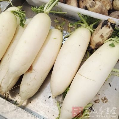 漳浦純手工肉丸一大碗，白蘿卜一大根