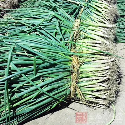 新鮮的帶魚，粳米，糯米，姜，蔥，蔥，鹽，料酒，胡椒粉，芝麻油