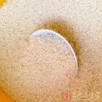 大米80g,糯米80g,小米30g,薏仁30g 大米80g,糯米80g,小米30g,薏仁30g