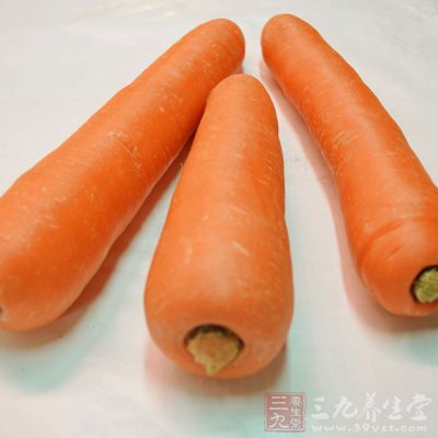 肉末 胡蘿卜 雞蛋 肉末 胡蘿卜 雞蛋