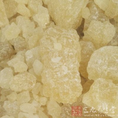 雞蛋2個，圓糍粑1個，甜酒3大勺，冰糖