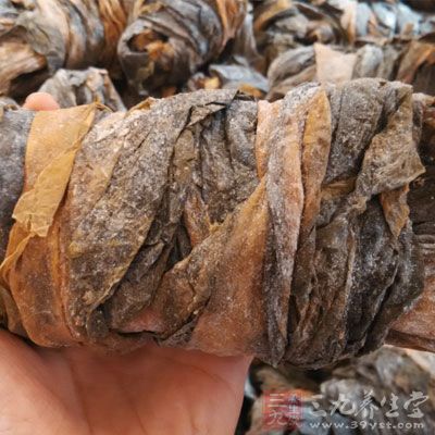 海帶一小把，內酯豆腐半塊，味噌兩勺