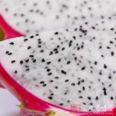湯圓、火龍果、草莓、菠蘿蜜