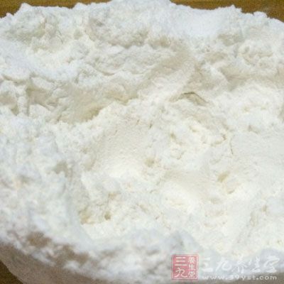 蓮藕2節，肉末100g，雞蛋1個，姜末2g，面粉30g
