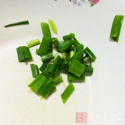 薏苡仁50克、百合20克、蜂蜜20毫升