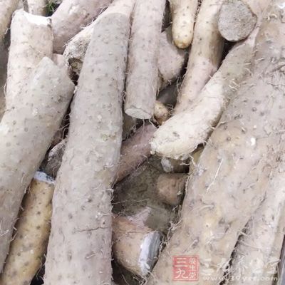 粳米100克,鮮山藥50克 粳米100克,鮮山藥50克