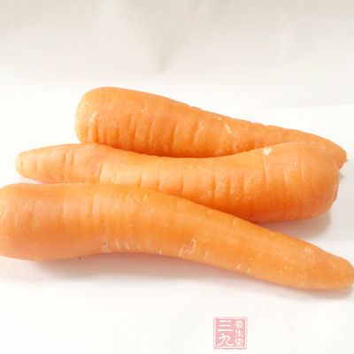 取胡蘿卜100克洗淨切小丁 取胡蘿卜100克洗淨切小丁