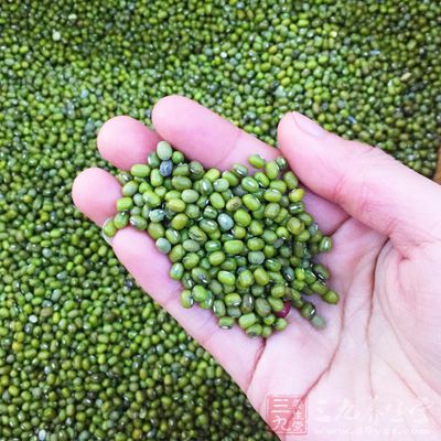 牙片魚肉250克、青豆、筍尖、香菇 牙片魚肉250克、青豆、筍尖、香菇