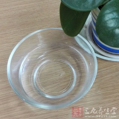 將火調旺，煮到水和醋基本蒸發大約8分鐘