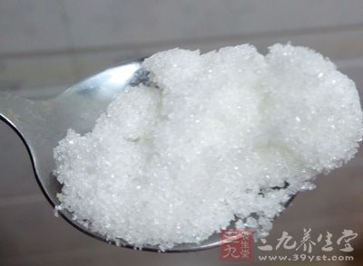 中筋粉150克，豬油50克，糖粉5克，水65克(18克/個)