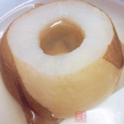 冰糖雪梨能夠起到潤肺去咳、滋陰養肺作用