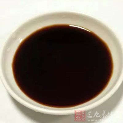 醬油、醋、麻油、味精各少許