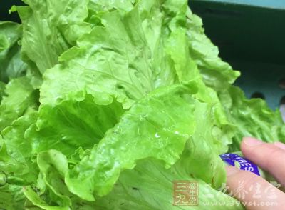 還可以在面包中加入生菜葉、火腿、奶酪、黃油
