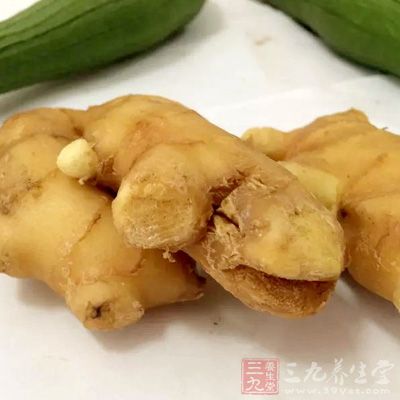 姜、蔥、鹽、糖、糖色、紅酒、白酒、高湯、食用油 姜、蔥、鹽、糖、糖色、紅酒、白酒、高湯、食用油