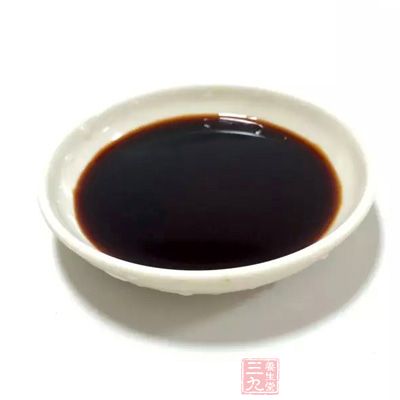 油10毫升，面粉200克，醬油30克，白砂糖50克